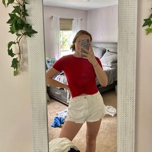 red hollister t-shirt